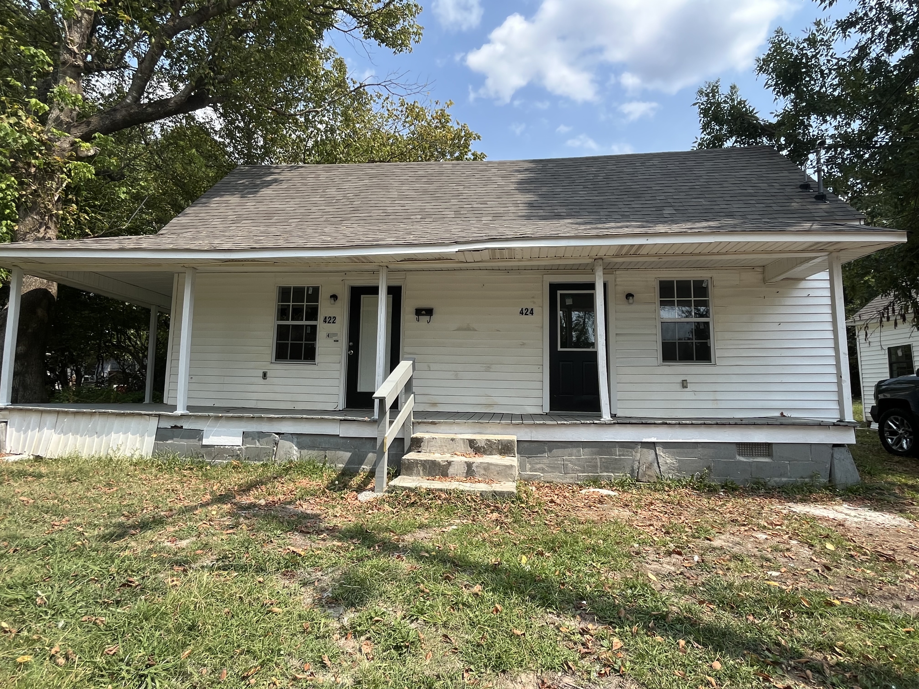 424 Dyer Ave - 1