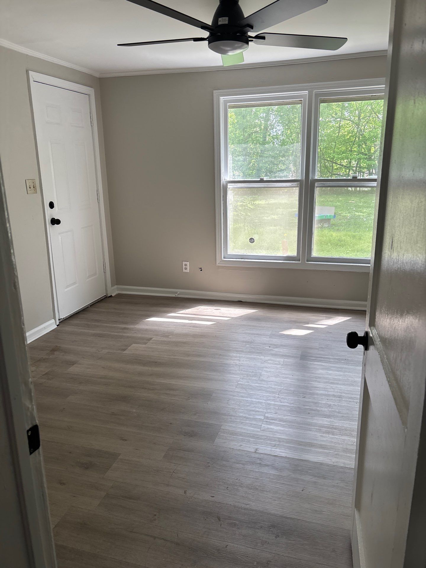 118 North College Street B Halls