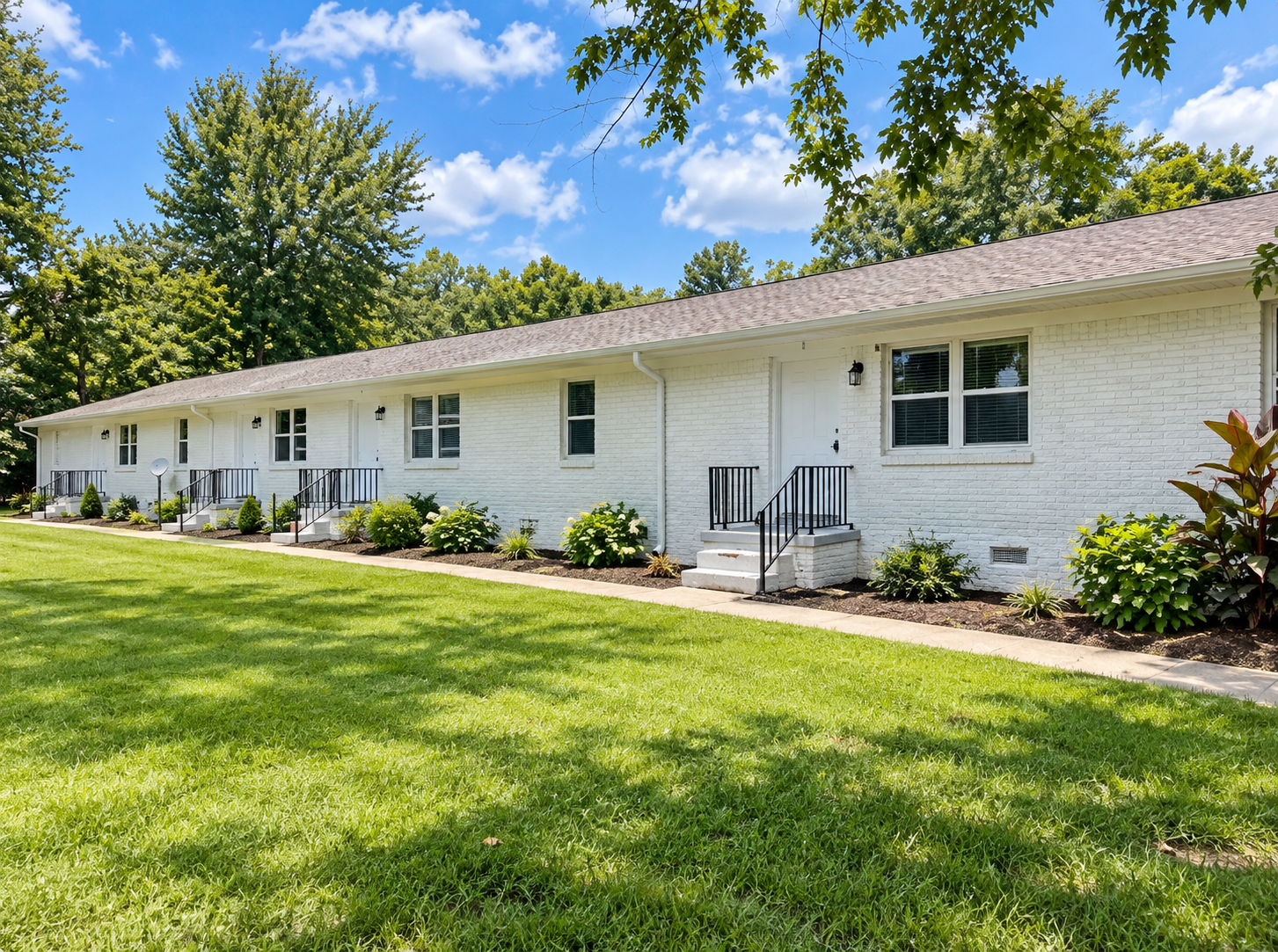 813 Scott St #4, Brownsville