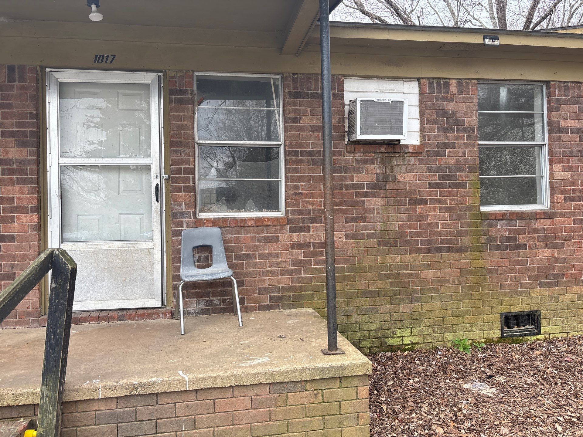 1029 North McLemore Avenue - 1029