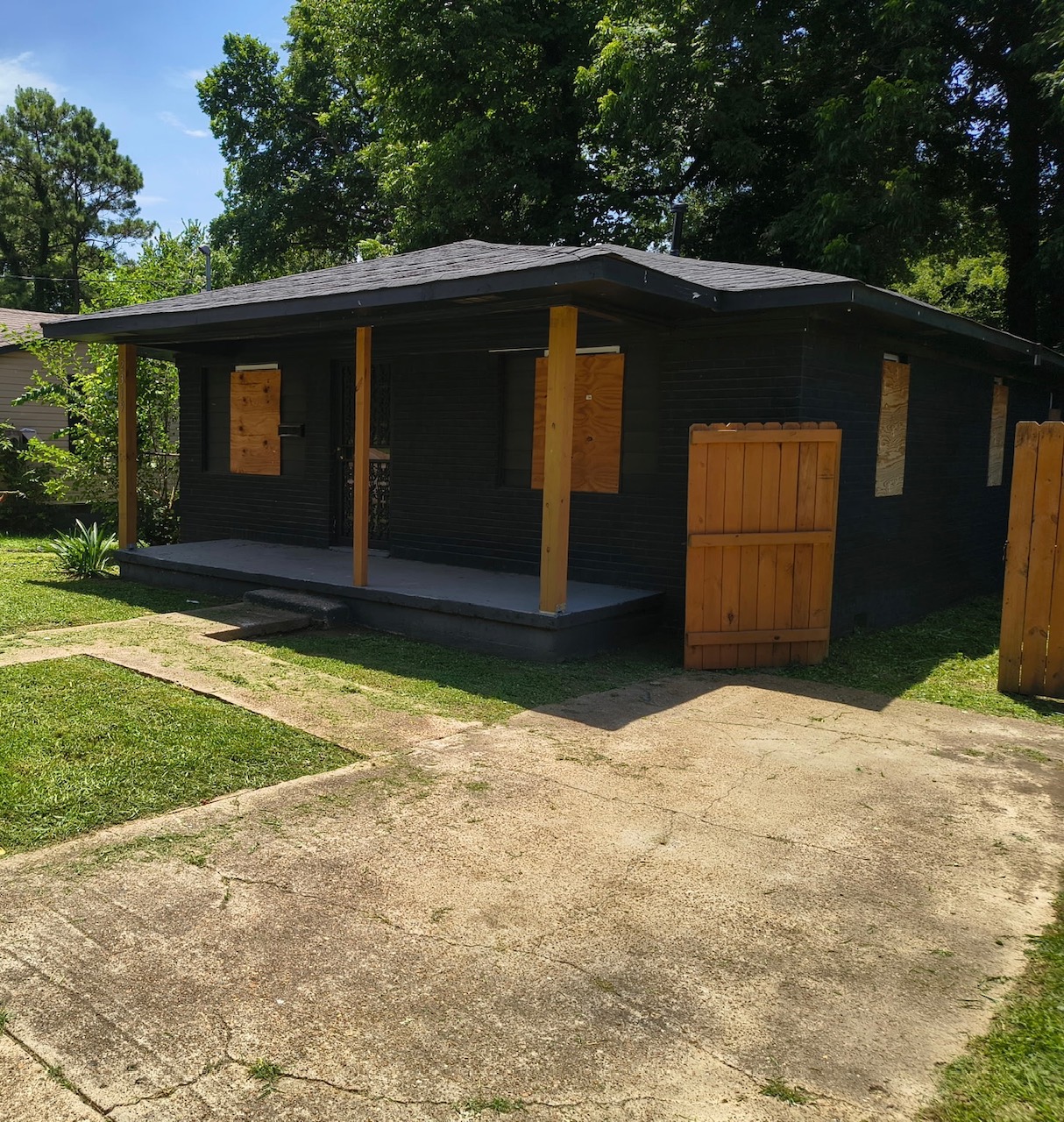 2319 Shasta Avenue - 1