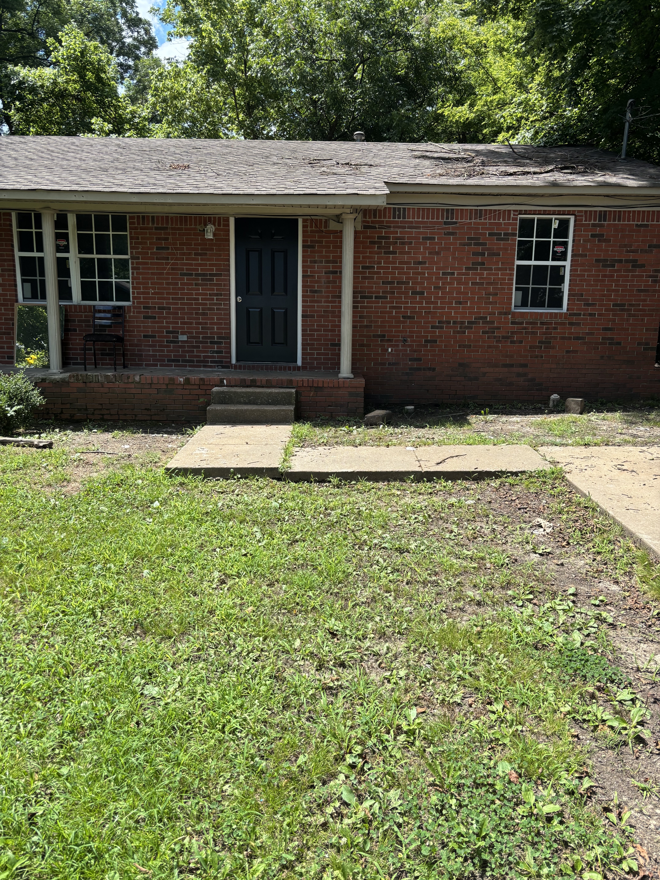 311 Bledsoe Ave