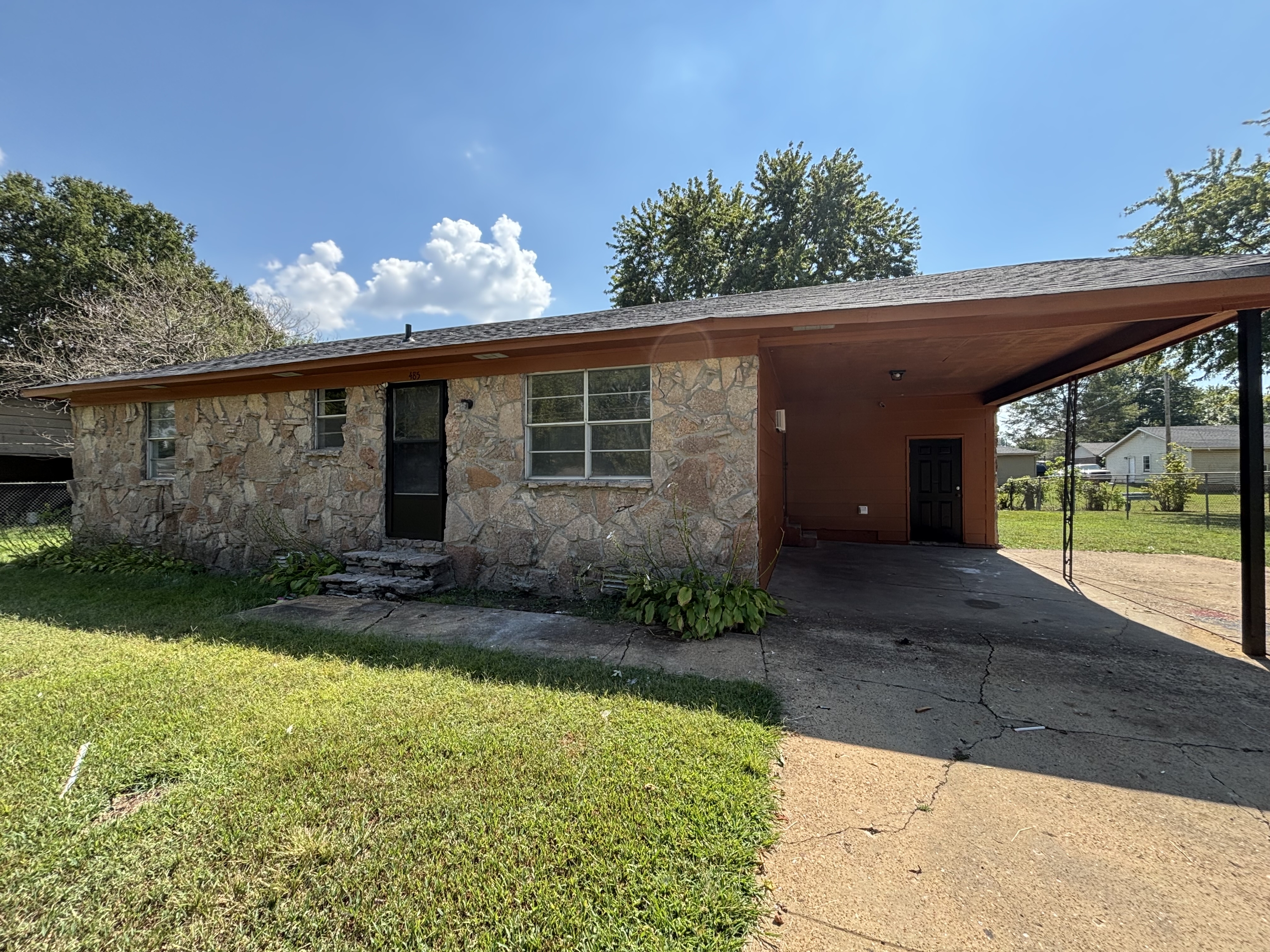 Property main image