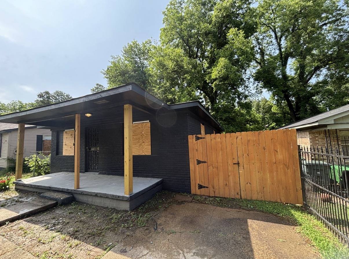 2319 Shasta Avenue - 1