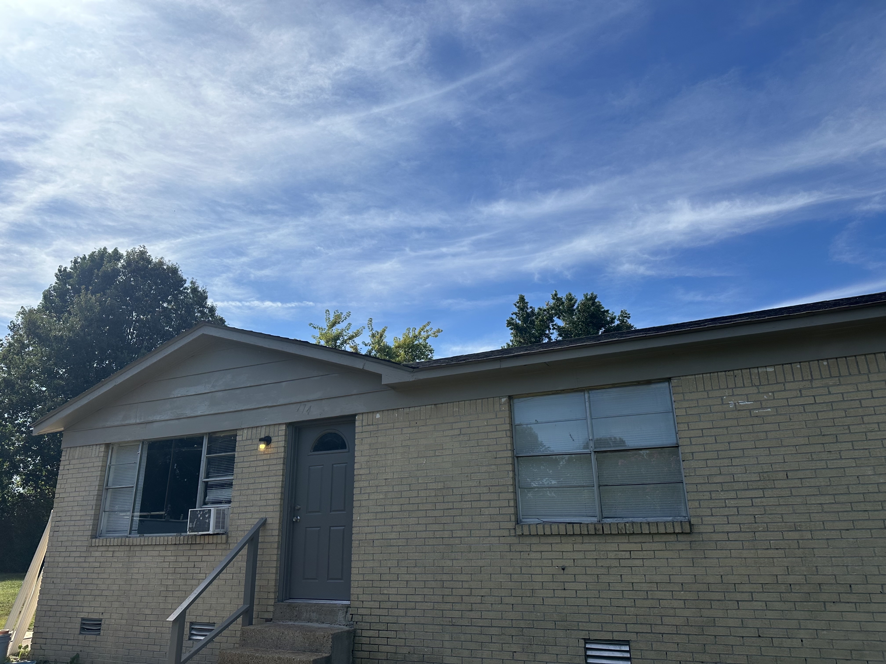114 Jelk St - 1